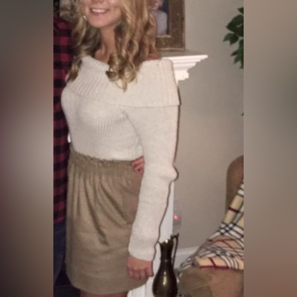 Hollister off shoulder sweater - cream/tan - Picture 3 of 3